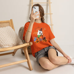 Halloween Witchy Samoyed — Cute Spooky Pumpkin Cauldron Tee