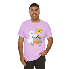 "Ohwoooo happy day!"  Happy Dog with treat delivery T‑Shirt — Pet Gift